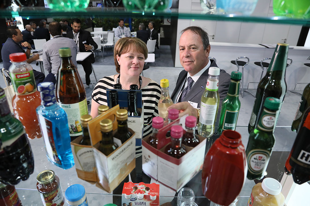 Robot Arm Building the word "You"